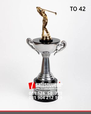 TO42 Piala Olahraga Golf Asosiasi Perusahaan CNG Indonesia